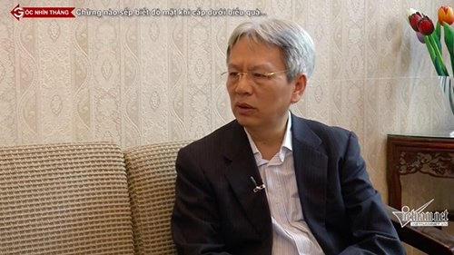 TS Nguyễn Sỹ Dũng đang trao đổi trong chương trình Góc nhìn thẳng về lệnh "cấm biếu quà Tết đối với Thủ tướng"