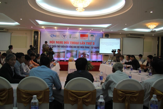 Toàn cảnh Hội nghị đối thoại vì sự phát triển thủy điện bền vững khu vực Miền Trung – Tây Nguyên (lần thứ III). Ảnh: Vân Trương