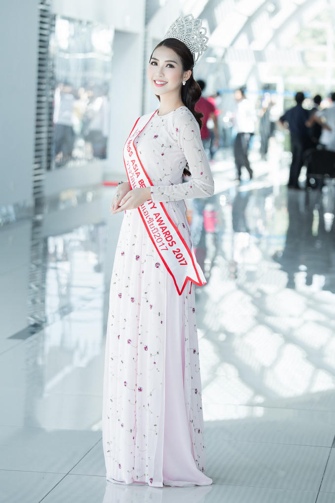 Hoa hậu Tường Linh khoe nhan sắc rực rỡ b&ecirc;n d&agrave;n th&iacute; sinh Miss ASEAN