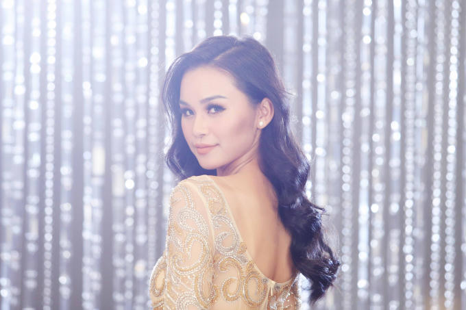 Thí sinh Hoa hậu Hoàn vũ khoe sắc trong video truyền cảm hứng cộng đồng