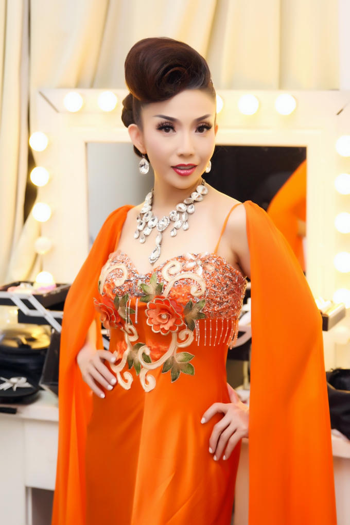 Hé lộ thân thế đặc biệt của MC Kim Tuyền