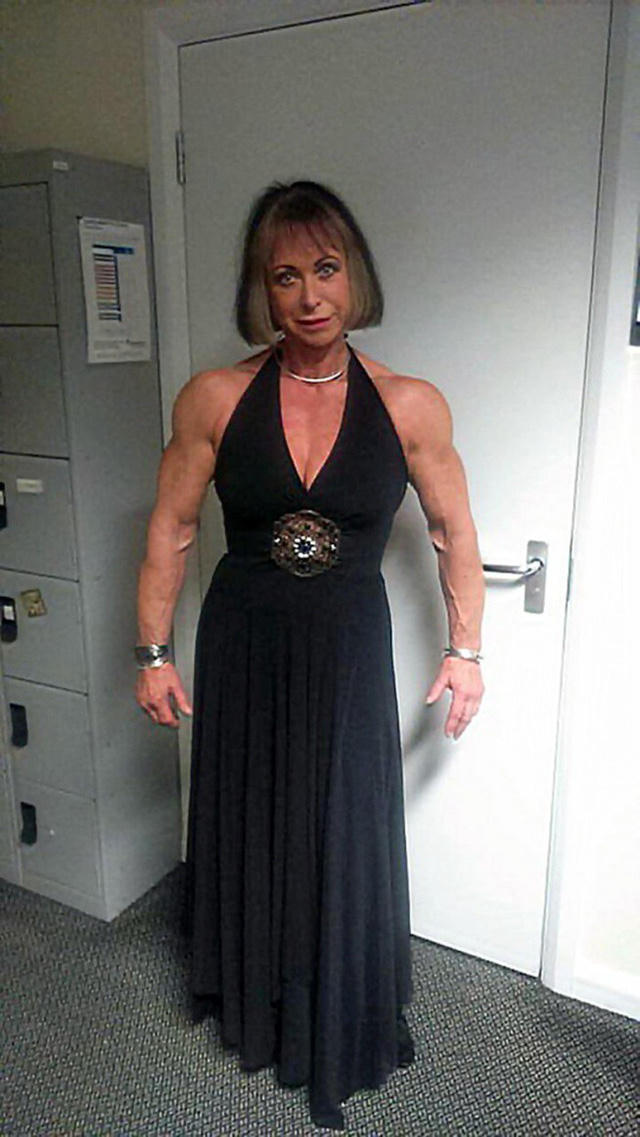 Bà bắt đầu tập luyện từ hơn 40 năm về trước