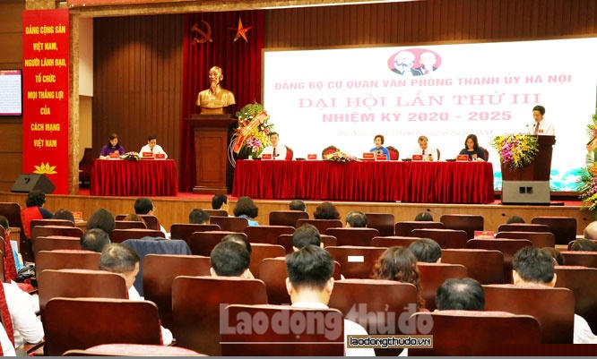 Quang cảnh đại hội