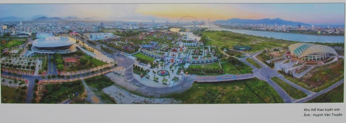 Khu thể thao Ti&ecirc;n Sơn Đ&agrave; Nẵng của NSNA Huỳnh Văn Truyền được trưng b&agrave;y tại triển l&atilde;m.&nbsp;(Ảnh: V&acirc;n Trương)