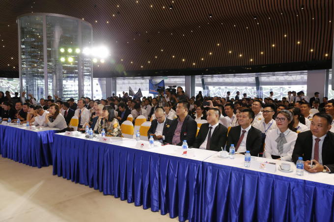 Toàn cảnh Lễ Ra Quân dự án EverGreen – Kiệt tác nghệ thuật sống vượt thời gian.