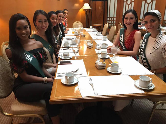 H&agrave; Thu h&aacute;t