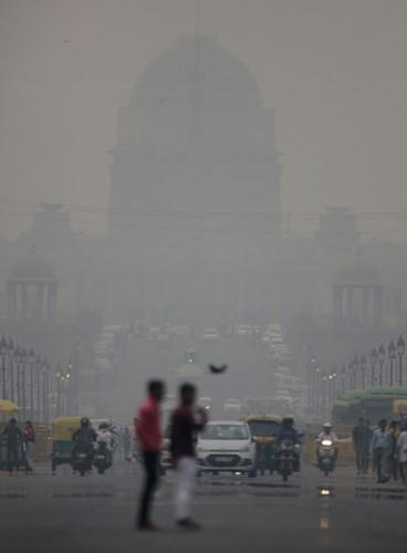 Theo báo cáo gần đây nhất của Tổ chức Y tế Thế giới (WHO), Ấn Độ nằm trong danh sách các quốc gia có số trẻ em tử vong cao vì ô nhiễm không khí trong năm 2016. Ảnh: AP