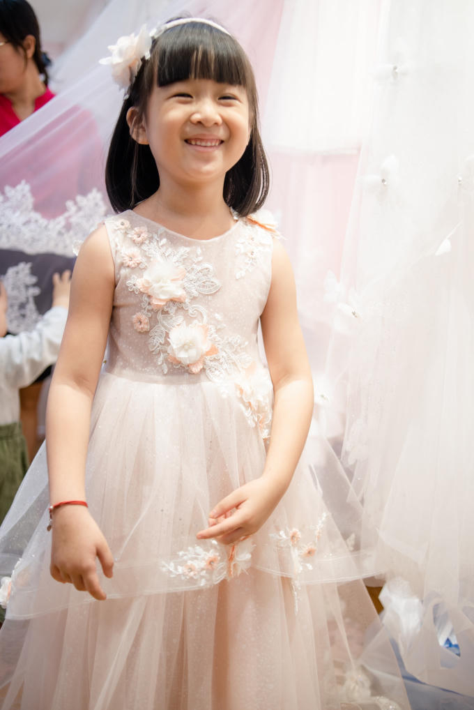 Xu&acirc;n Lan mời mẹ con HH H&agrave; Kiều Anh tr&igrave;nh diễn trong Tuần lễ thời trang trẻ em Việt Nam