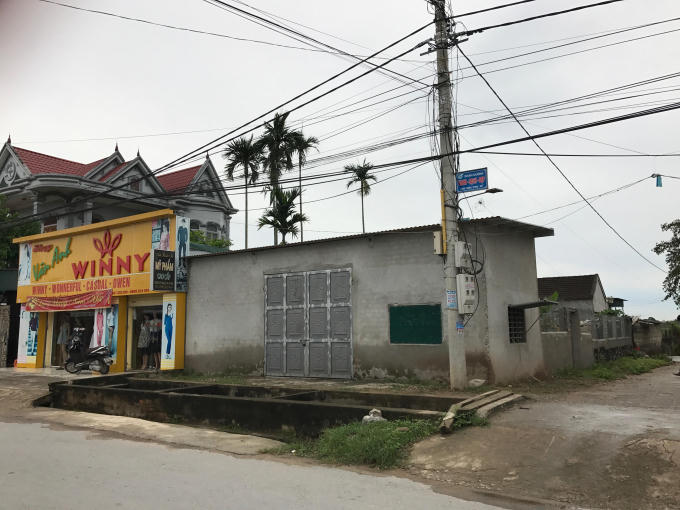 Diện tích đất ông Dục mua của ông Thất năm 1995 đã xây nhà và tường bao.
