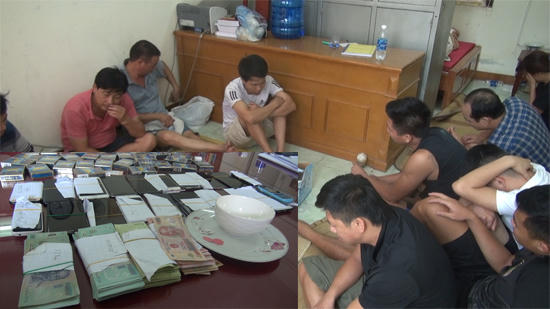 18 con bạc và tang vật thu giữ tại hiện trường. (Ảnh: CA Thanh Hóa)