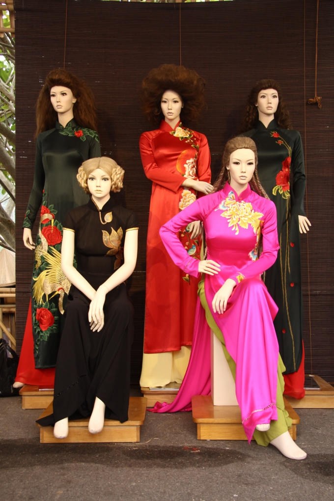 Ngắm những mẫu thiết kế tại Festival &aacute;o d&agrave;i H&agrave; Nội 2016 trước giờ khai hội