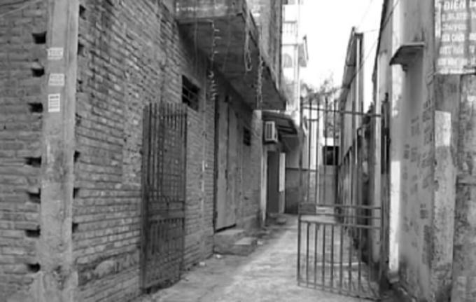 Khu nhà xây dựng kiên cố đến nay vẫn bỏ hoang.