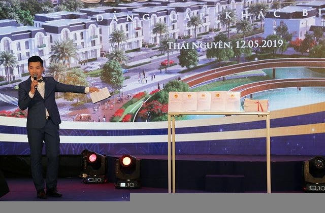 Thái Hưng chính thức mở bán KĐT Crown Villas