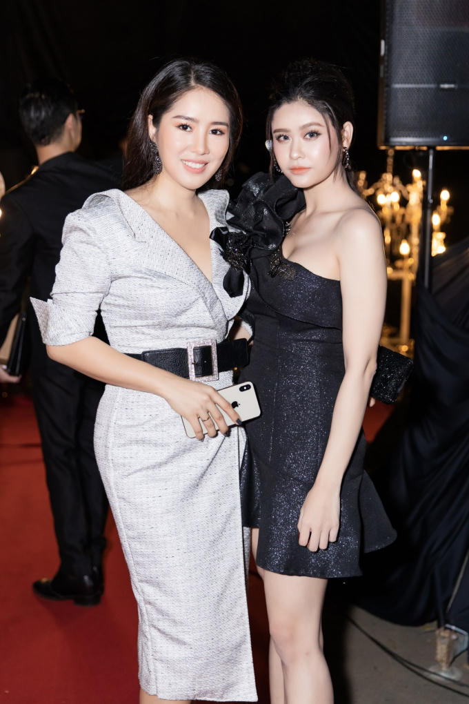 Vợ chồng Lê Phương tình tứ tham dự sự kiện mới