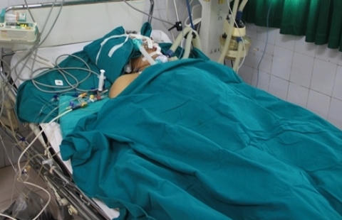 Nạn nhân xấu số đã tử vong, gia đình cho rằng ông bị đánh chết do đa chấn thương.