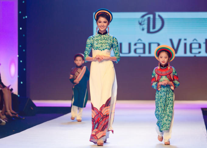 Thuỳ Dung ho&aacute; c&ocirc;ng ch&uacute;a y&ecirc;u kiều hội ngộ với Hoa hậu Mỹ Linh, &Aacute; hậu Thanh T&uacute;