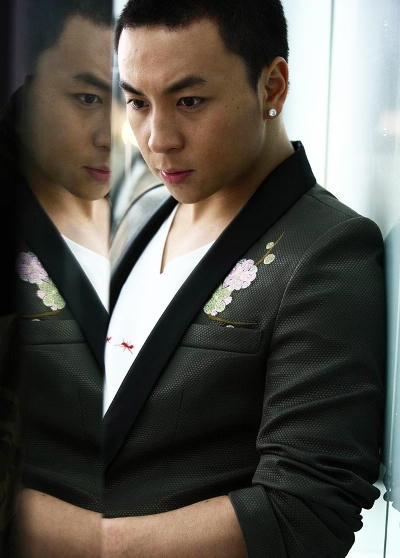 Thích Tiểu Long của hiện tại.