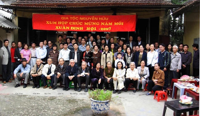 Hai bản &aacute;n sơ thẩm v&agrave; ph&uacute;c thẩm c&oacute; dấu hiệu kh&ocirc;ng b&igrave;nh thường!?