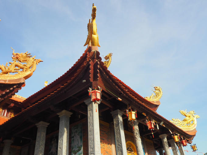 Đến Hải Tiến lễ ch&ugrave;a Hồi Long
