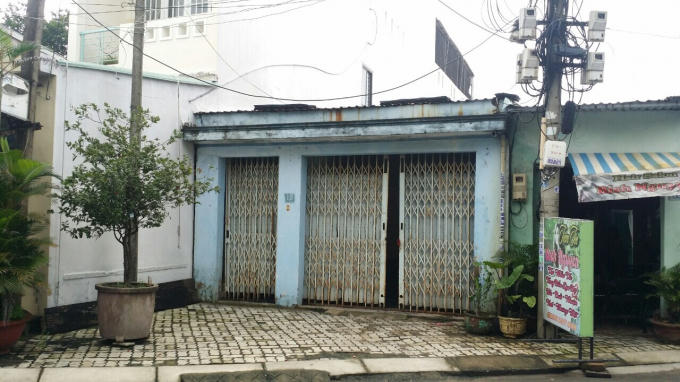 Căn nhà số 12 Phó Đức Chính được anh Hùng mua qua đấu giá với mức 670 triệu đồng.