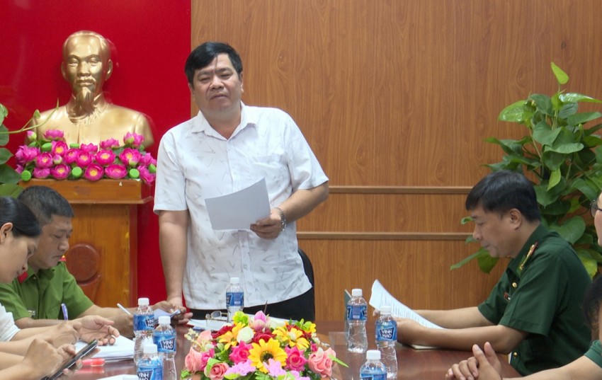 Phó Bí thư Thường trực Đảng ủy xã Phước Chỉ Nguyễn Văn Ngách phát biểu tại buổi làm việc