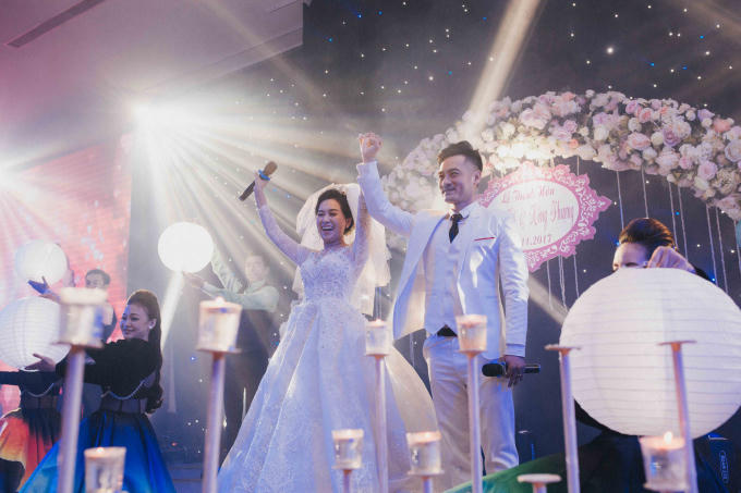 Toàn cảnh tiệc cưới như cổ tích của cháu gái NSƯT Vũ Linh