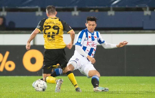 Văn Hậu lần đầu tiên được ra sân chính thức ở đội một Heerenveen