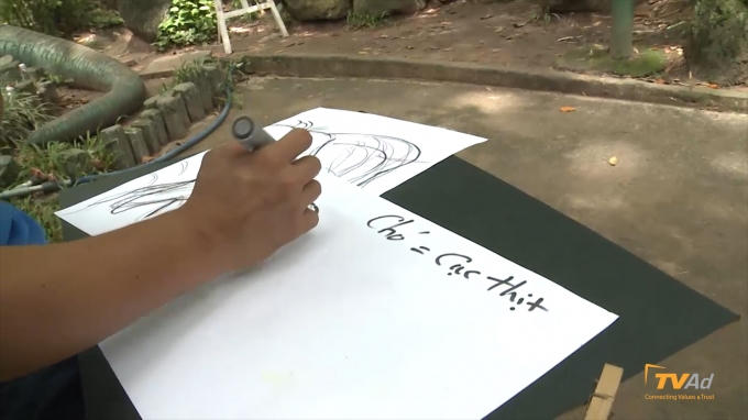 Con ch&oacute; to bằng cục thịt hả con???