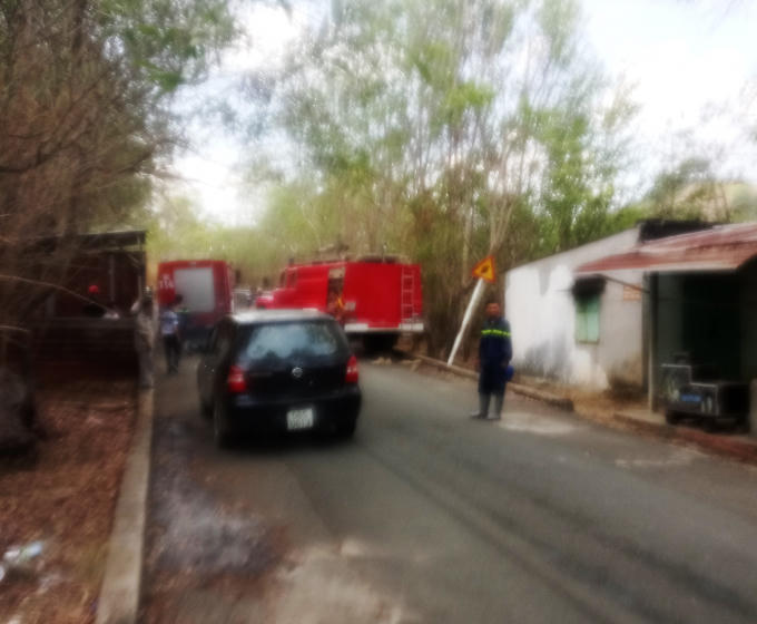 Lực lượng PCCC có mặt tại hiện trường vụ cháy rừng