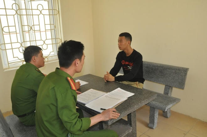 Chỉ vì những mâu thuẫn nhỏ, đối tượng Luật đã đâm chết người đồng nghiệp cùng làm bảo vệ, trọ cùng phòng với mình.