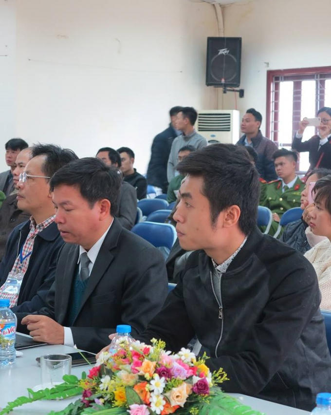 Quang cảnh phiên xin lỗi ông Dương.