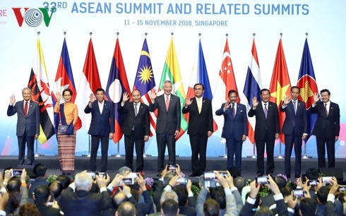Thủ tướng kết thúc tốt đẹp chuyến tham dự Hội nghị Cấp cao ASEAN 33 và các hội nghị cấp cao liên quan. (Ảnh: VOV)