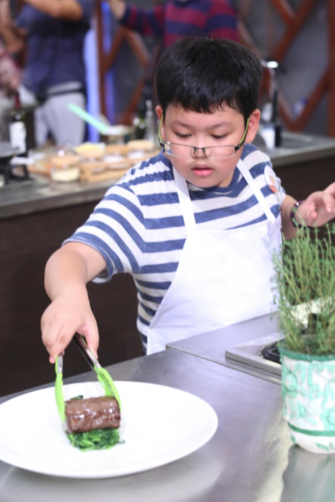 Quốc Huân, 12 tuổi.