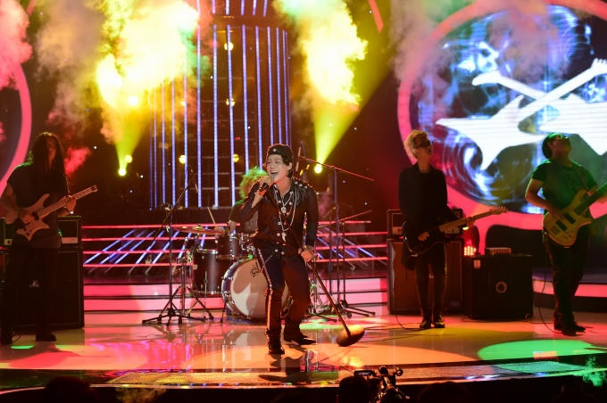 Tiết mục 3, Phan Ngọc Luân hóa thân thành Scorpions với Still loving you.