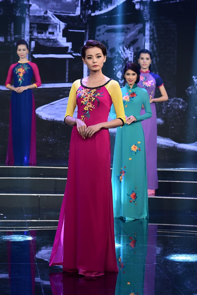 D&agrave;n si&ecirc;u mẫu, Next Top Model tề tựu