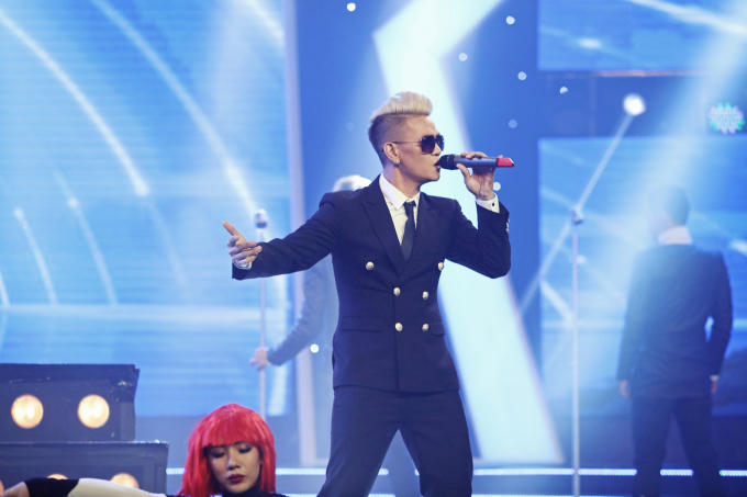 NSƯT Kim Tử Long nhói tim khi thấy cảnh nghèo của thí sinh Sao Nối Ngôi