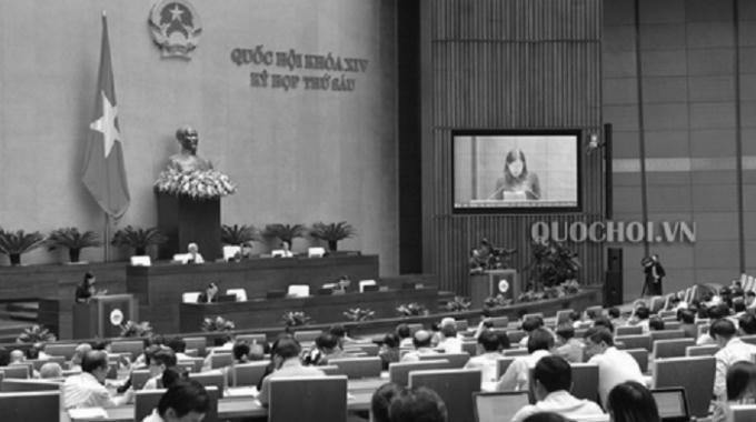 Quốc hội thảo luận tại hội trường về dự án Luật Đặc xá sửa đổi.