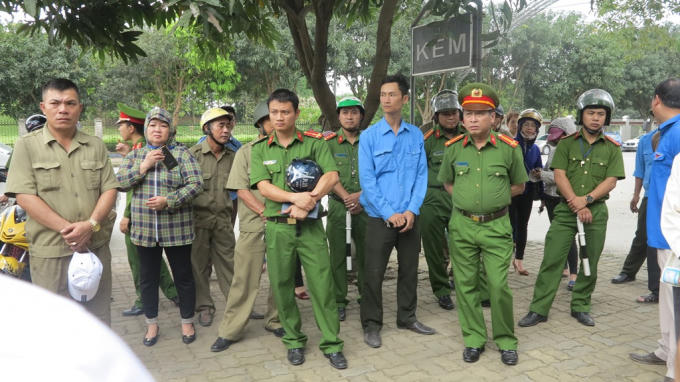 Sáng ngày 15/4, chiến dịch giành lại vỉa hè đồng loạt diễn ra trên tất cả các tuyến phố.