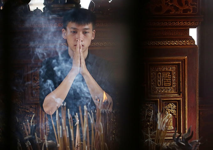 "Em thi Đại học Thương mại, hy vọng sẽ làm bài suôn sẻ, đỗ vào trường", Phạm Hồng Việt, cựu sinh trường THPT Xa La, chia sẻ.