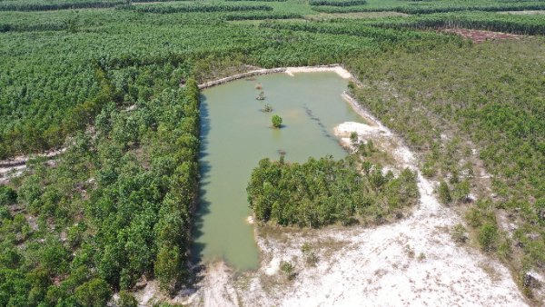 Thửa đất rộng 2 héc ta bị công ty TNHH Vật liệu xây dựng Bảo Anh ngang nhiên múc trộm hàng chục ngàn mét khối cát