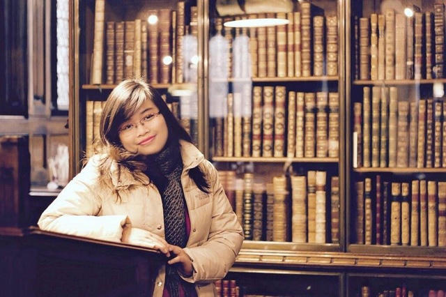 Mỗi cuốn sách trong từng thư viện đã giúp cô gái Việt tích lũy, mở mang vốn tri thức.