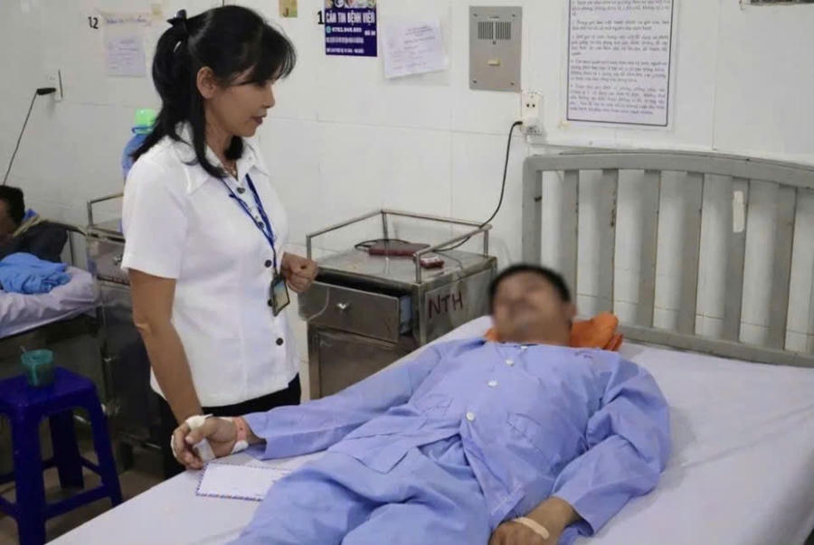Bệnh nhân gặp nạn trên tàu Trường Nguyên 18 hiện sức khỏe dần ổn định. Ảnh: BVĐK Ninh Thuận