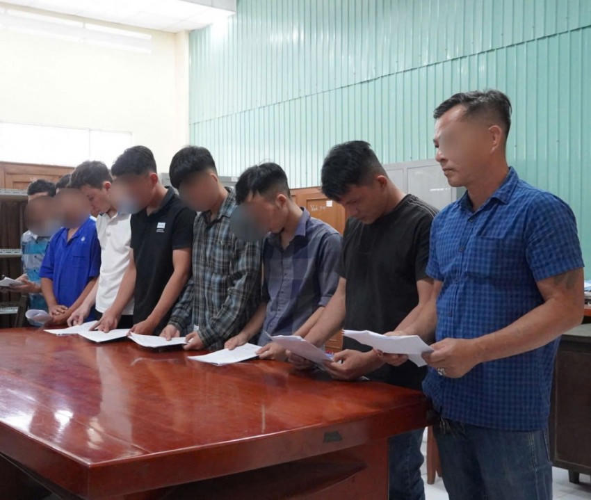 Khởi tố 9 đối tượng đá gà ăn thua bằng tiền tại Đồng Tháp