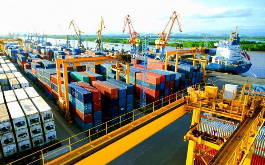 Thủ tướng yêu cầu thực hiện nhất quán mục tiêu giữ vững ổn định kinh tế vĩ mô, kiểm soát lạm phát, thúc đẩy tăng trưởng, bảo đảm các cân đối lớn của nền kinh tế.
