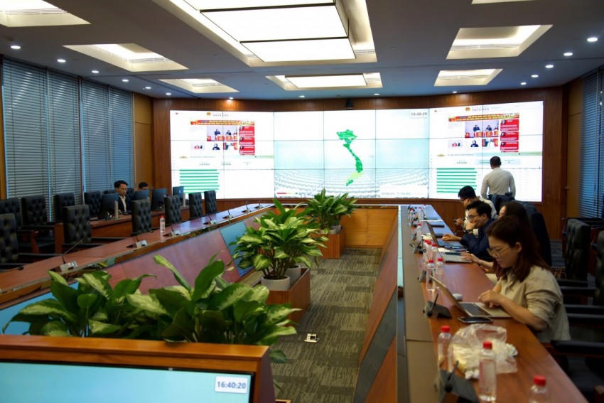 Quang cảnh tại Văn phòng Hội đồng bầu cử Quốc gia