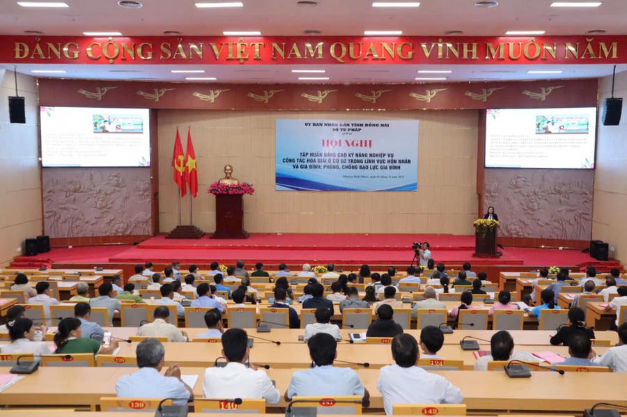 Chú trọng nâng cao chất lượng đội ngũ làm công tác PBGDPL