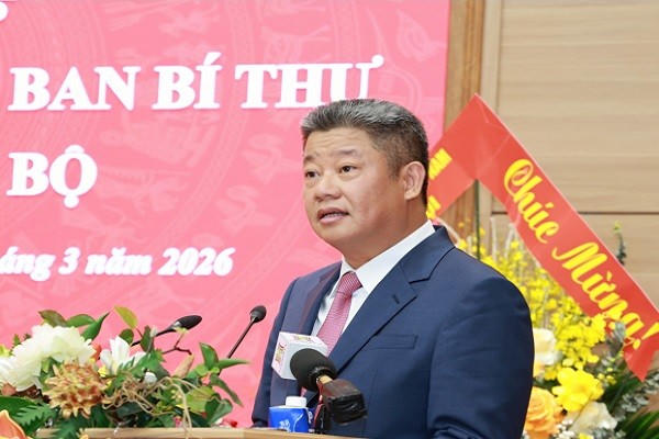 Ông Nguyễn Mạnh Quyền, Phó Bí thư Tỉnh ủy Hưng Yên phát biểu nhận nhiệm vụ.