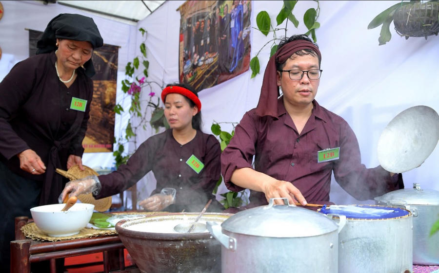 Nghề làm bánh cuốn Thanh Trì có từ lâu đời