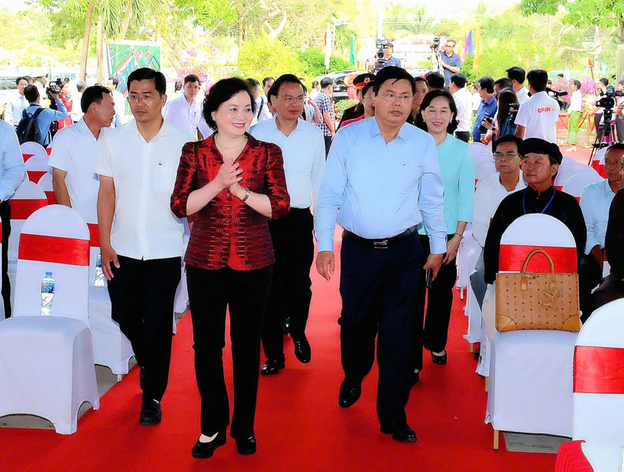 Phó Thủ tướng Phạm Thị Thanh Trà cùng Đoàn đại biểu tham dự lễ khởi công và động thổ . Ảnh Trung Phạm
