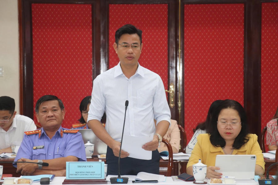 ông Vũ Thanh Ngữ - Phó Giám đốc sở VHTTDL cho biết, việc ứng dụng công nghệ thông tin đã tạo nên bước chuyển rõ nét trong công tác tuyên truyền pháp luật